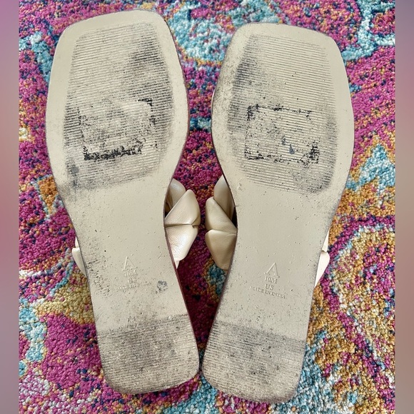Anthropologie | Women’s honey puffer twist flat sandals, used in box, size 10 - Picture 13 of 14
